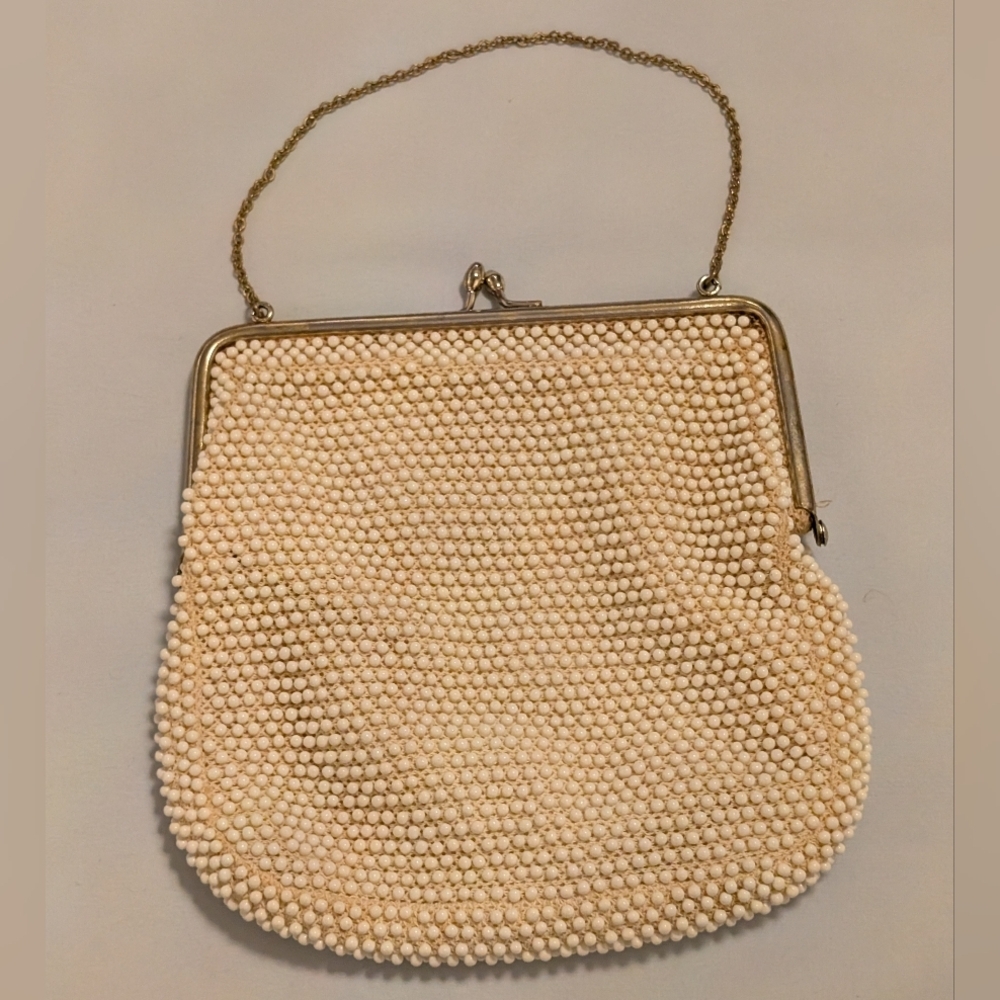 Vintage Lumured Cordé Bead Beaded Purse Clutch